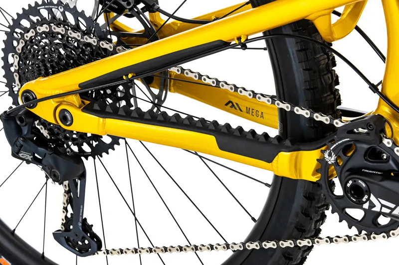 Nukeproof Mega Alloy Pro 290 - 2023 in Turmeric Yellow-6